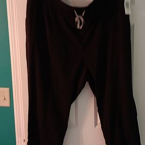 Torrid Sz.6 Happy Camper Pants